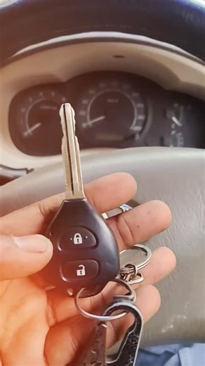 Lovelykeyworld Lovelykeyworld on Instagram: "#innova New filp key remote program success ✅ #lovelykeyworld azhagiyamandapam"