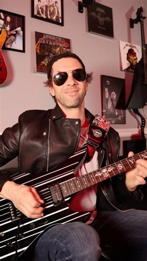 A7X fans will know this in under 1 second