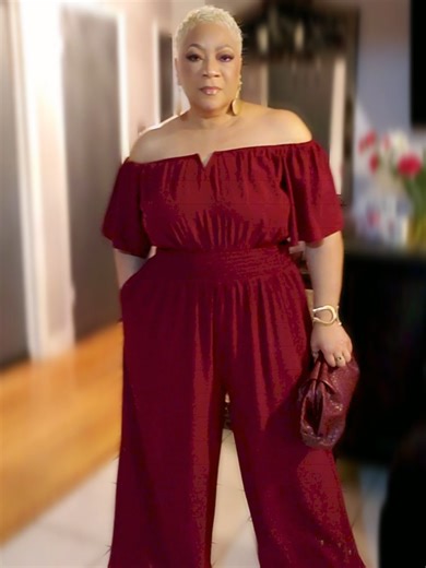 Ageless Beauty: Classy Style Over 60