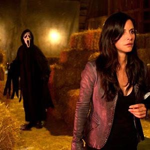 Scream 4 gets a full trailer