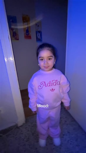 Quién fue que le puso los Jordan nuevecitos??🤨#fypp #viral #paratiii #hija #mood