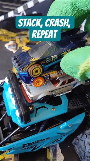STACK, CRASH, REPEAT! RC Monster Truck Goes FULL SPEED 💥🛻