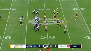 DeeJay Dallas turns on the jets on 27-yard run