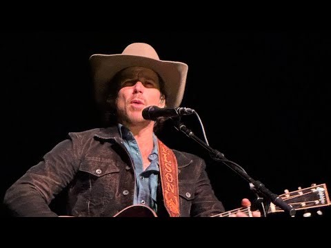 Lukas Nelson “Angel Flying too Close to the Ground” at Palace Theater in St. Paul 10/28/25