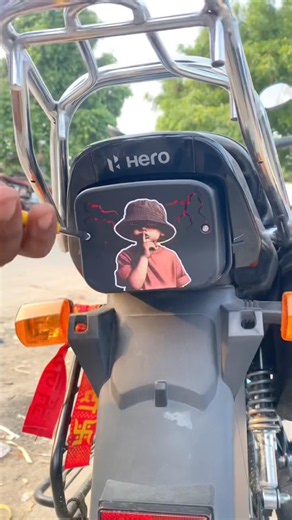 👀Splendor Bike Back Light New Trending Sticker Install 🔥#shorts #bikemodification #splendor 😍