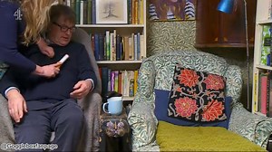 262K views · 2.1K reactions | Giles: "What's this thing?" Mary: "It's a lint roller" Giles: "It looks like some sort of female applicator" #Gogglebox | GoggleboxFanpage | Facebook