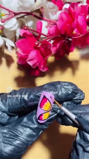Easy butterfly nail art tutorial 🦋💅🏻| butterfly nail art kaise bnaye💅🏻 #butterflynails#nailart