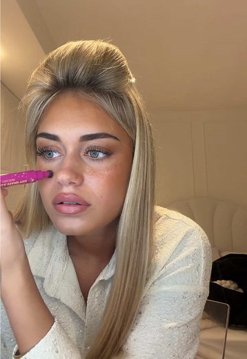 Freckles Tutorial for a Cute Look