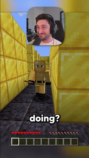 Eeny, meeny, miny, moe 🫵 #minecraft #gaming #minecraftshorts #shorts