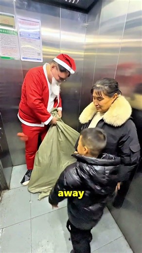 This Santa Claus Was Carrying His Dad In The Sack 😲