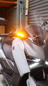 XMAX 300 – RIDE THE MAX ...