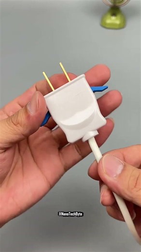 You'll Never Use the Old Method Again! 😲⚡#NanoTechByte #WireConnector