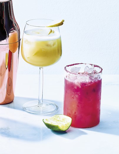 Cocktail au ratafia et jus d'orange sanguine pour 1 personnes - Recettes - Elle à Table