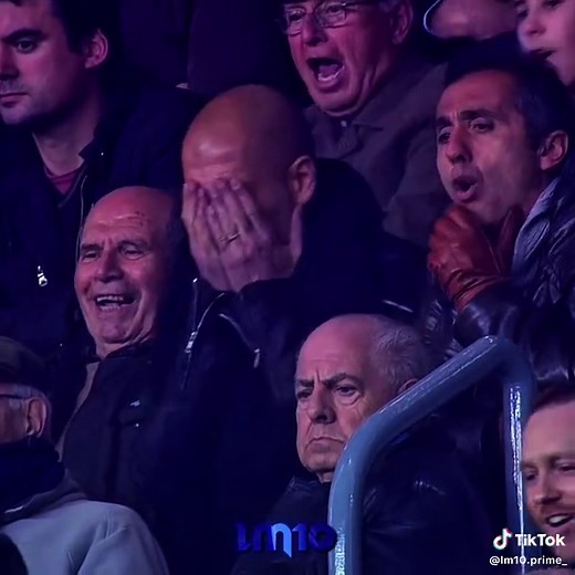 Messi's Incredible Dribbling Skills Unleashed