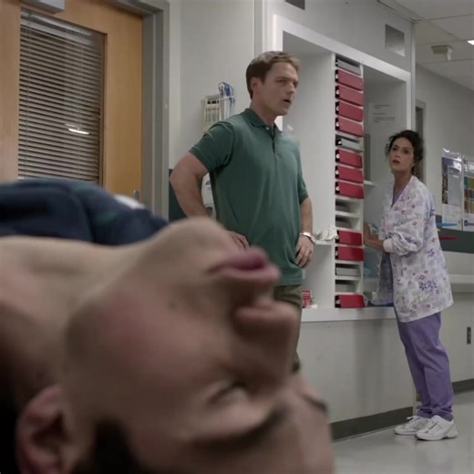 Intense Kiss Scene Compilation from SCP: Walke7