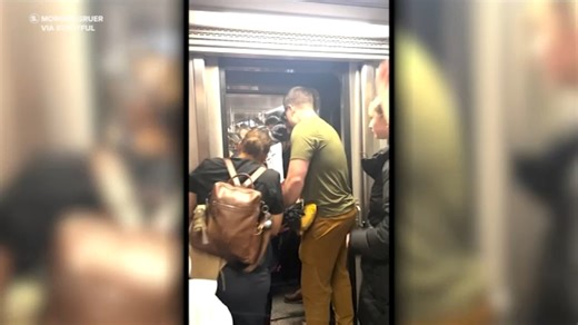 MTA investigating after power failure leaves 3,500 subway riders stranded for hours