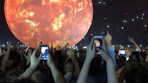 drake - fake love [LIVE] | Woah Dude
