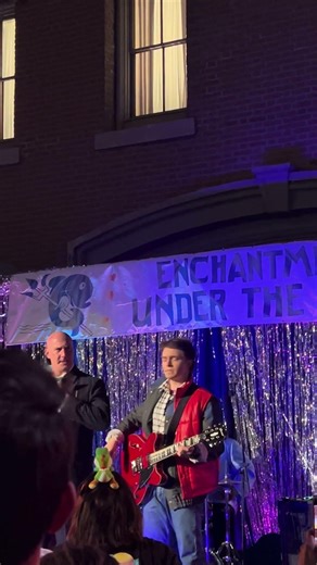 Marty McFly rocking out at Universal Fan Fest Nights 2025 || Universal Studios Hollywood