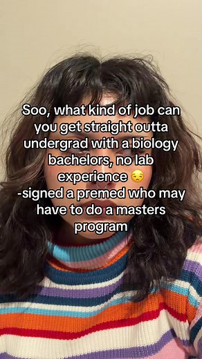Exploring Biology Career Options with a Bachelor's Degree