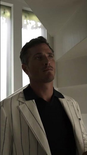 The Brunello Cucinelli suit elevates concepts of elegance thanks to the Sartoria Solomeo experience.