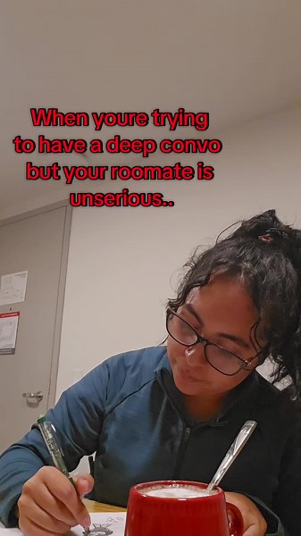 We were having a great convo about gender being a social construct and she pulled out the muppet theme song lyrics 😭 We love the muppets in this household #roomates #muppetshow #collegelife #kermit #ponyville