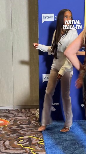 This entire interaction between Ciara Miller, Amanda Batula, and Dolores Catania. 🥹♥️ | Virtual Reali-Tea