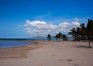 17 Best Galapagos Beaches (8 Islands) Photos, Snorkeling, Wildlife | Storyteller Travel