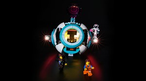 Watch LEGO Lego Movie 2 Sweet Mayhem's Systar Starship 70830 LED Light Kit -Lightailing on Amazon Live