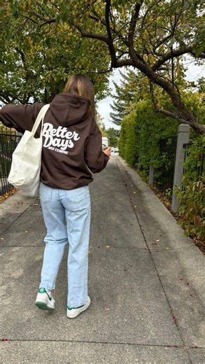 Grateful for the creativity that lets me turn ideas into something real. Every single one of my products are made with love 🤍 #handmadebrand #madebyhand #smallbusinesslove #creatorsofinstagram #fromideatoreality | Mads Mueller Design Co.