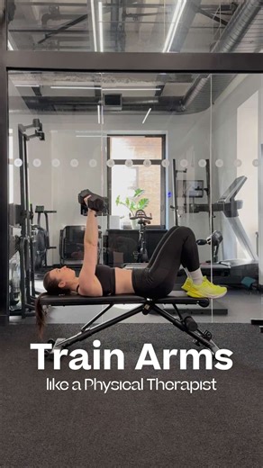 Dr. Ariella Freid PT, DPT on Instagram: "As an orthopedic and pelvic floor physical therapist, I want my arm workouts to focus on prehab, injury recovery and progressive strength, with a hint of bro-ing out! Here are some of the things I make sure I’m thinking about so I can achieve a safe, effective workout that keeps me moving better, longer. A1: Thoracic rotation in child’s pose A2: Twisting rows A3: Half kneeling cross-body rows B1: Scapular depression B2: (Assisted) pull-ups C1: Seasaw pres
