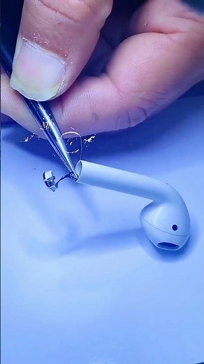 How to fix tws headphones charging problem ✅? #repair #twsrepAir #airpodsrepair #twsteardown