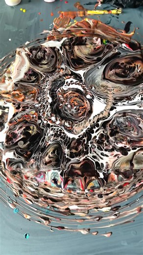 🔥 Can 3 Bottles Create the Perfect Vortex? #acrylicpour #fluidart #pourpainting#satisfying#shorts