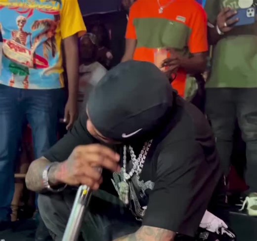 sparta forever (@forevasparta)’s video of pamela anderson and tommy lee