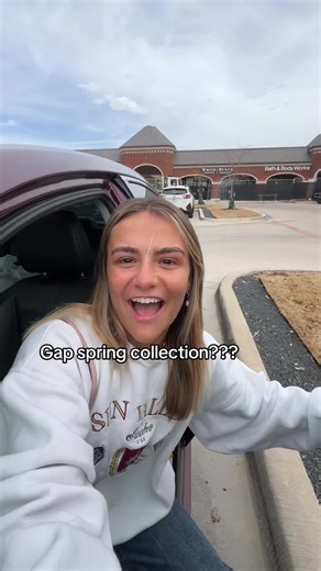 Spring Fashion Finds at Gap: Shop the Latest Collection