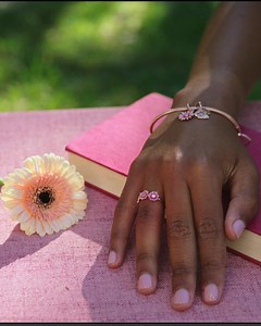 Stacking 101: Spring edition. Create your very own garden on your hand and mix metal finishes for your very own colorful bouquet! #MomentsWithPandora #PandoraJewelry #SpringJewelry | PANDORA at Saucon Valley | Facebook