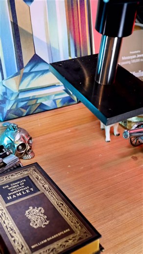 Massoyan Jewelers on Instagram: "I upgraded my bench with a Leica Ivesta 3 trinocular microscope on a GRS Acrobat Versa stand that I got from @wingwohong. The Ivesta 3 gives me more magnification than my A60 and lets me film directly through the scope. The Acrobat Versa feels much sturdier than my swing arm and it’s freed up some space on my bench (of course I’ve filled it with more lighters) If you’re in the market for a setup like mine at a competitve price head over to www.wingwohong.com #mic