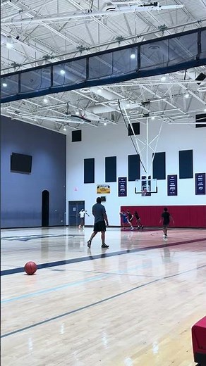 Basketball Drill - 3v2, 2v1 offensive and defensive transition drill
