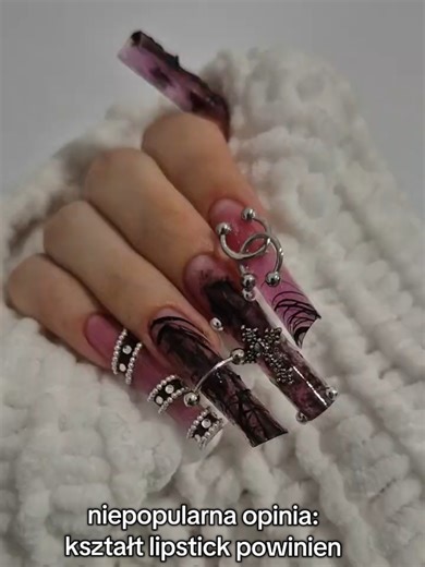 Kocham Lipstick Nails: Trendy i Inspiracje
