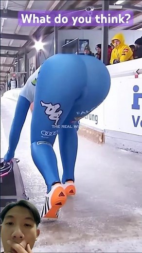 Female Skater Hits 150km/h with Style and Power 🔥⛸️ #speedskating