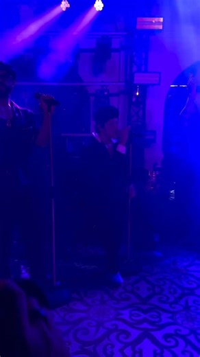 @brunomars gave the bride, groom and their kids their moment to shine during “Just The Way You Are” ✨🥰❤️ Bruno Mars and The Hooligans performed at a million dollar wedding in France 🇫🇷 📅 September 20, 2025 📍 Chateau de La Croix des Gardes - Cannes, French Riviera - France 🇫🇷 🎥 @_tonyparker09 @valentinkretz • • • #BrunoMars #TheHooligans #PrivateParty #Wedding #MillionDollarWedding #Cannes #FrenchRiviera #FrenchRivièra #ChateauDeLaCroixdesGardes #France #JustTheWayYouAre | Mars Sars Fan A