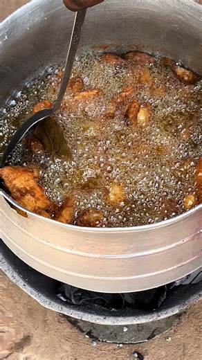 #FoodTikTok Enjoy your favorite fried octopus (calamari) from us 180g for 60gh per pack ,please try this and thank me later 🙏🙏🙏 contact us on 0247095331