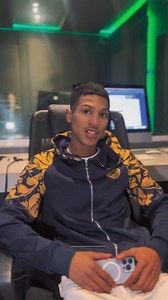 29K views · 563 reactions | Let’s go guys entries closes 5 August top 10 will be selected by Spotify South Africa and then the winner will be flown down to CPT to spend a weekend with us & lay your verse down with international Star Hannah V | Don Dada | Facebook