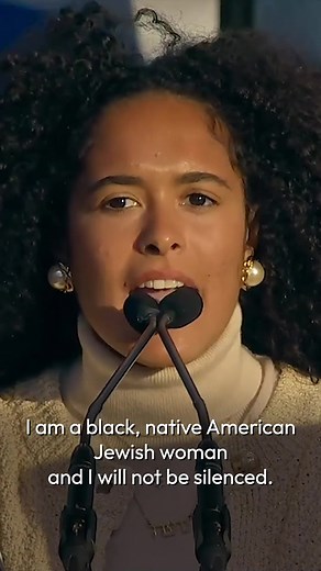 Showing unyielding strength in the face of adversity, Birthright Israel Onward alum, Noa Fay, fearlessly shared her journey and experience as a university student at the Washington DC March for Israel. Despite anti-Israel demonstrations, and professors and students supporting the horrific actions of Hamas on October 7th, she continues to walk with courage, defying the call to cower in fear, refusing to be silenced. Along with alumni like Noa, we will continue to stand tall, speak loud, never be 