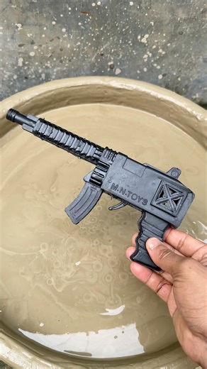 Toy Gun satisfying mud asmr