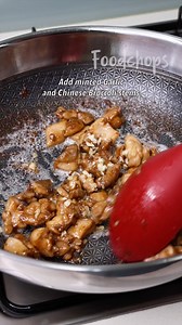 Pad See Ew (Thai Stir-Fried Noodles)