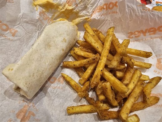 Review: Long queues and jazz blues at Preston’s newest chicken restaurant –  Blog Preston