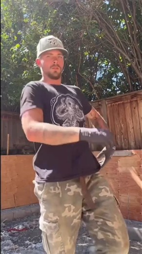 Austin Elliott on Instagram: "Channel your inner SpongeBob🧽 with the exclusive snake io x SpongeBob SquarePants game through the Apple Arcade! . Hope of the day🦑🤣 . @snakeio_game #SnakexSpongeBob #Snakeio #AppleArcade"