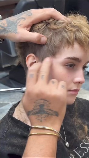 310K views · 2.8K reactions | Kurze Haare sind einfach zu stylen und super praktisch für den Sommer! ☀️ | Tolle Frisuren | Facebook