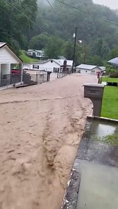 801K views · 4.4K reactions | Viewer Sarah Runyon Hensley shared this video today that shows rushing floodwaters on Vinson Street in Mingo County. Latest online story: https://wchstv.com/news/local/flash-flood-warnings-issued-for-some-counties-in-southern-wva-parts-of-kentucky | WCHS Eyewitness News | Facebook