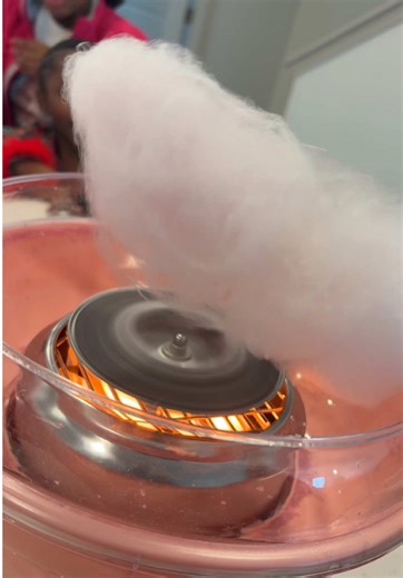 I think I enjoyed this more than Tru’ | Cotton Candy Cake